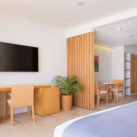 Hotel Nyx Канкун Екстериор снимка