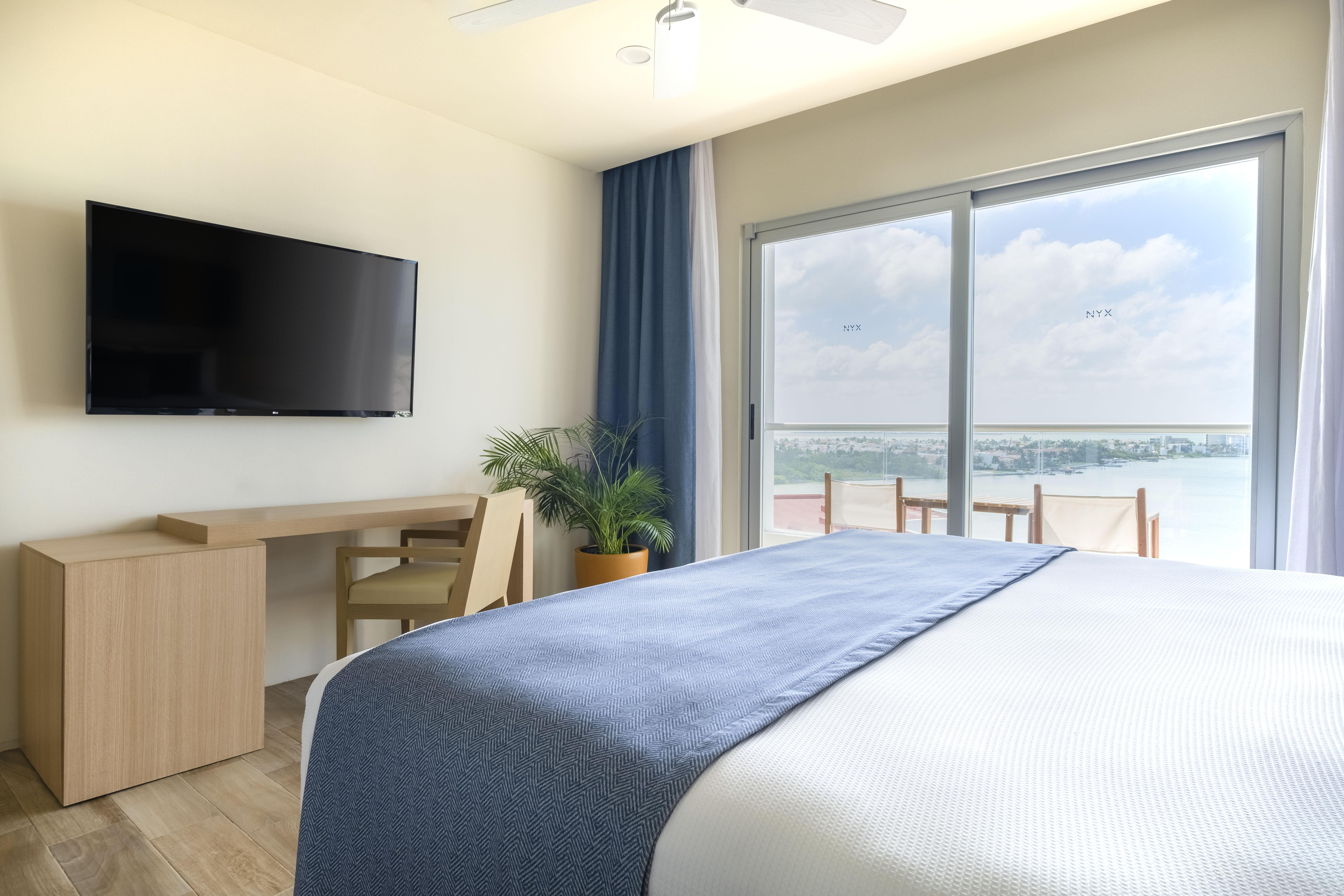 Hotel Nyx Канкун Екстериор снимка