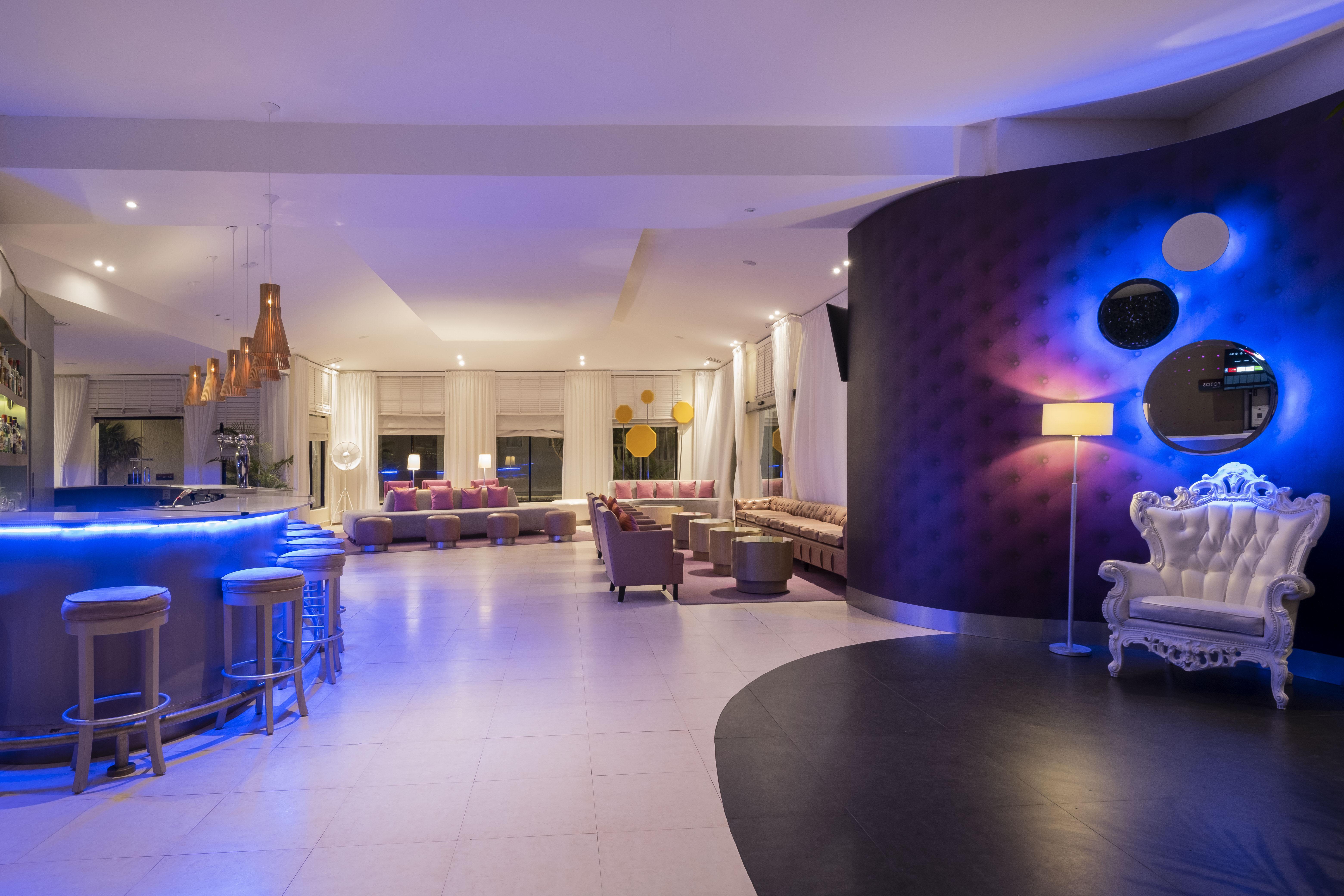 Hotel Nyx Канкун Екстериор снимка