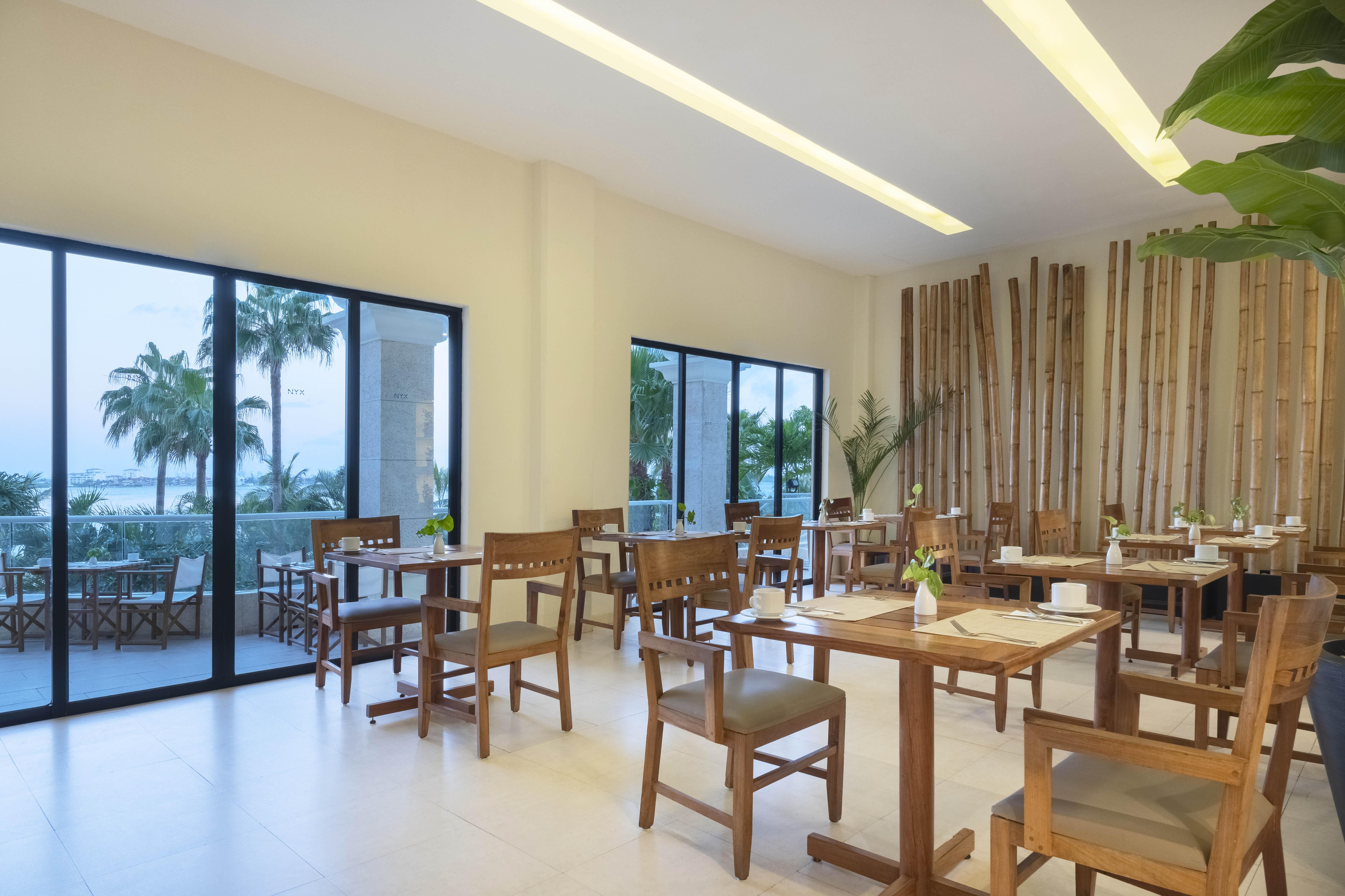 Hotel Nyx Канкун Екстериор снимка